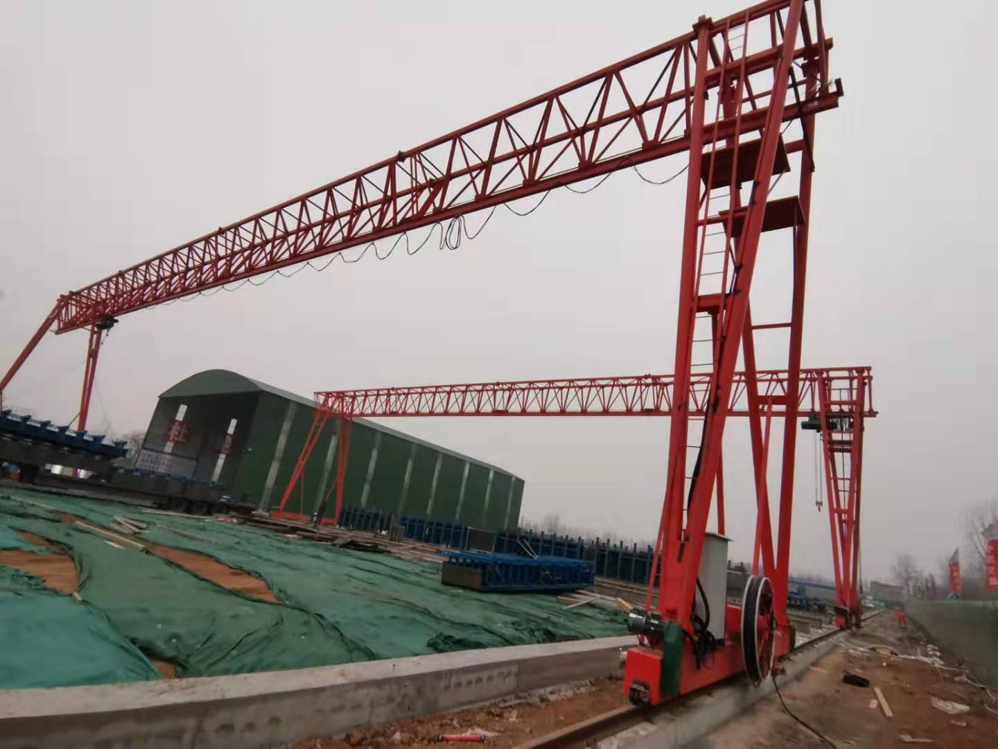 中國交建基礎建設集團，310國道改擴建洛陽新安段，ME90+90/10t-43m-9m一臺，MH10t-43m-9m-2臺，MH5t-22m-9m-1臺