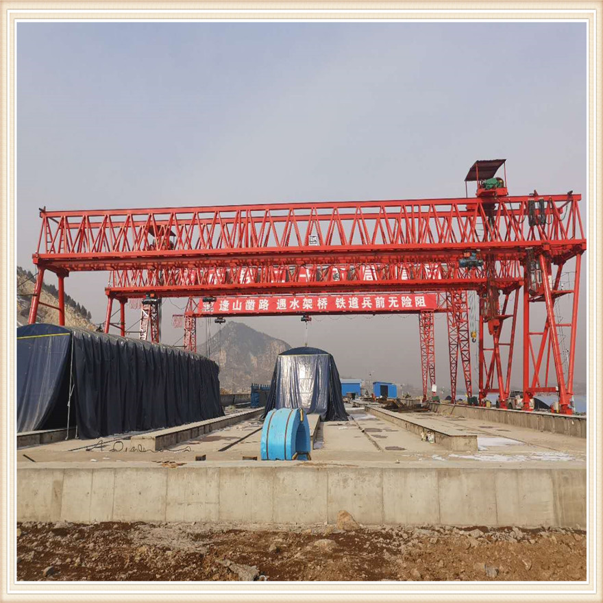 提梁機在使用的時候要這樣準(zhǔn)備