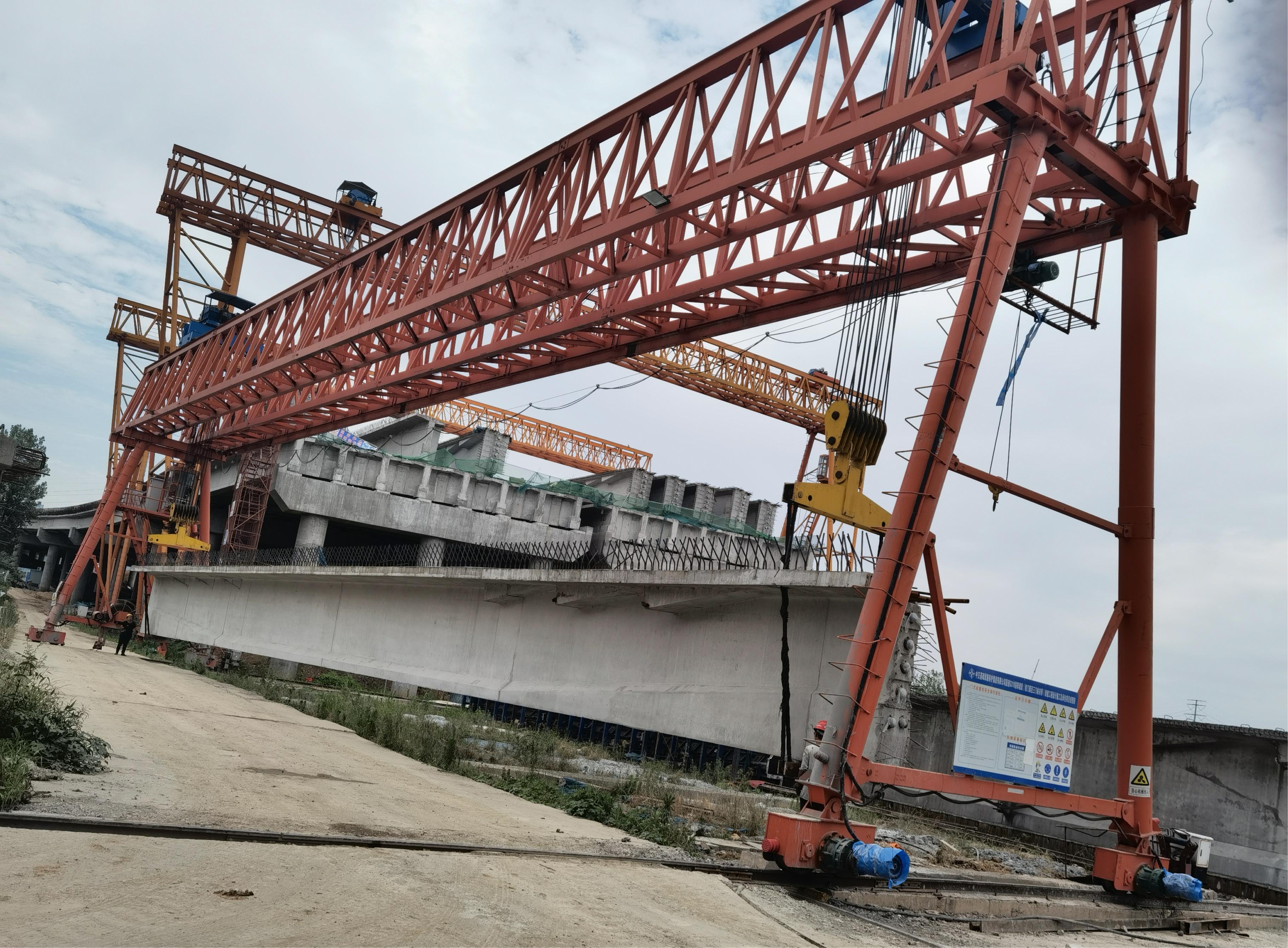 雙梁龍門吊出現(xiàn)重物自墜怎么回事？