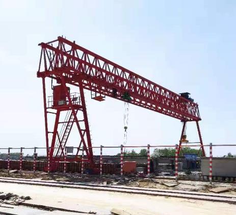 帶有伸縮機(jī)構(gòu)的司機(jī)室有什么好處，常用于哪些龍門(mén)吊上？