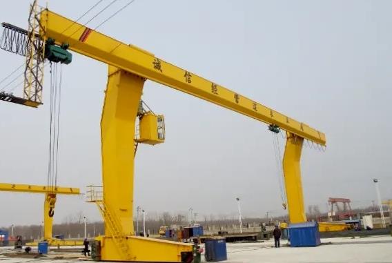 MDG單梁龍門吊?吊裝時(shí)需要捆綁，怎樣捆綁才好呢